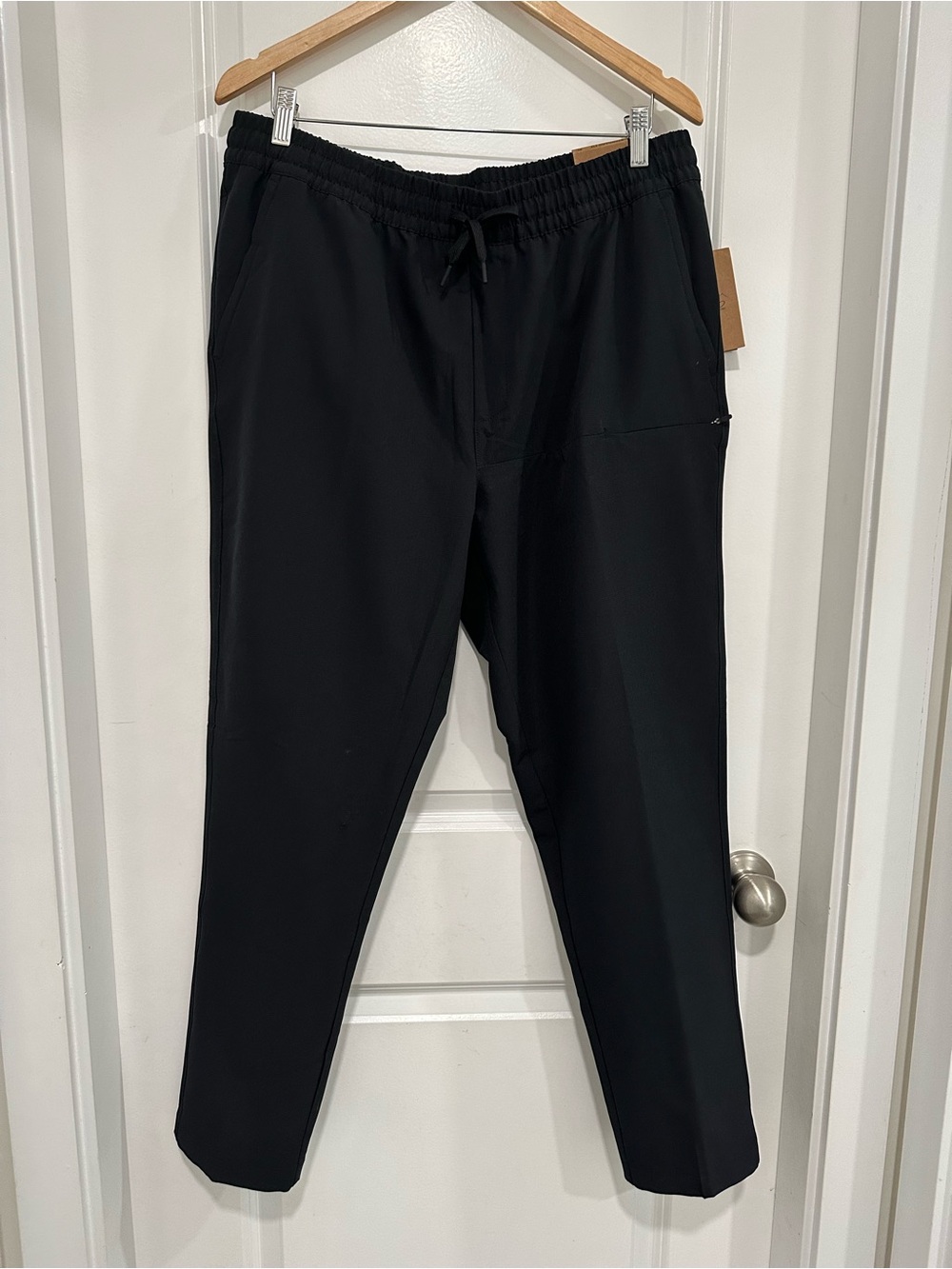 Unipro NWT Men's Black Elastic-Waist Dressy Joggers Size XL Tapered Leg